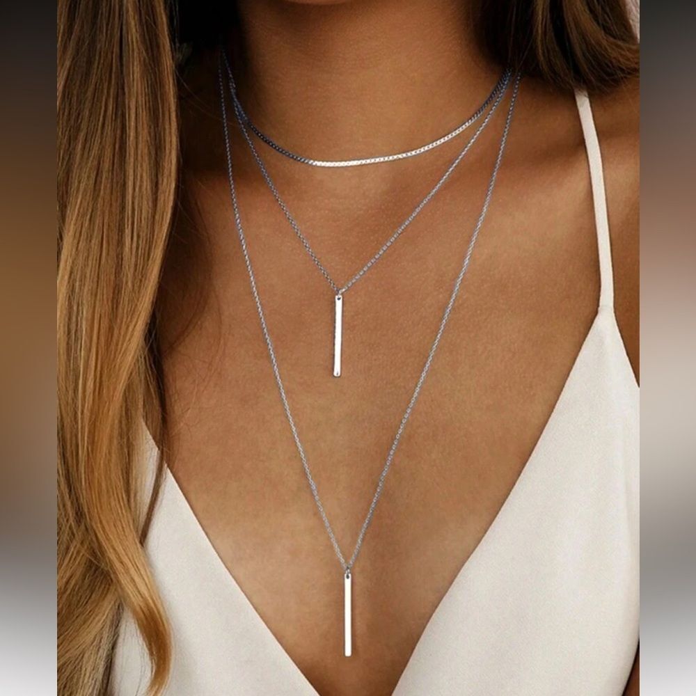 Chic Silver Layered Necklace A1464